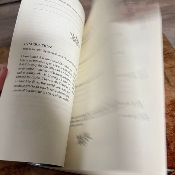 Life Lessons with Max Lucado Book of Genesis Inspirational Bible Study Series Ne - Picture 5 of 6